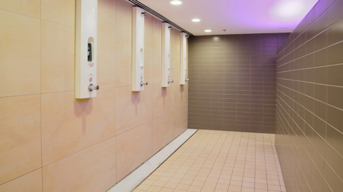 Just Fit, Koeln, ShowerDrain Public, Duschrinne