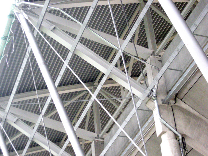Stadion, Dresden, Rohrsysteme, Dachentwässerung