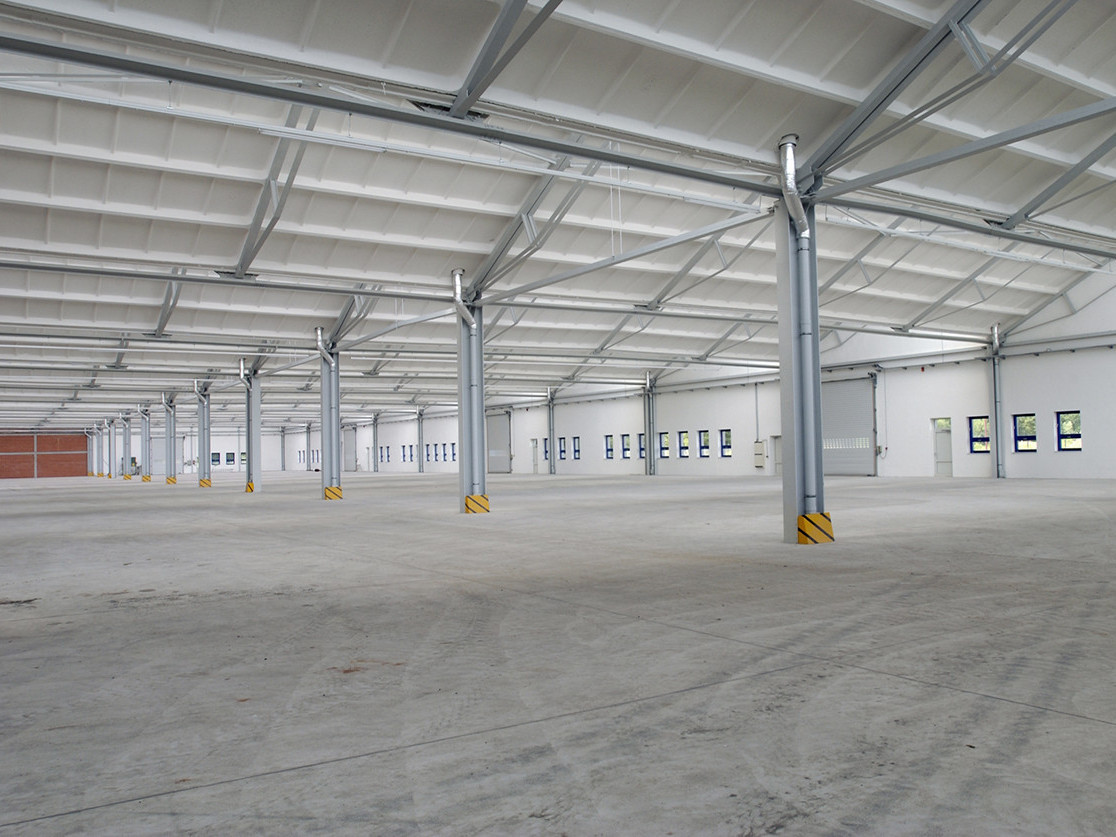 Neue Hallen für die Logistik