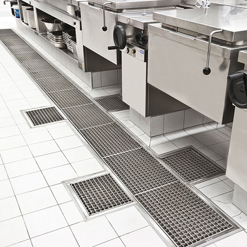 Hygienische Losungen Fur Grosskuchen Von Aco Haustechnik