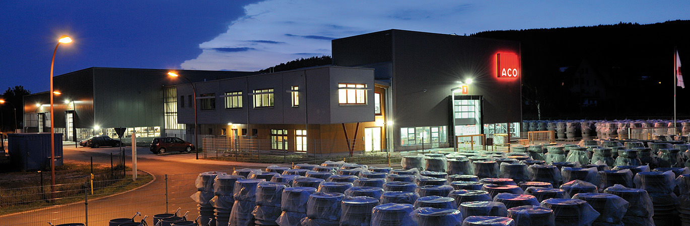 Header-Unternehmen2020 0005 Neues Kunststoffzentrum STL 1